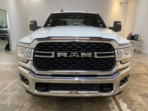 Used 2024 RAM 2500 Big Horn w/ Off Road Package AWD/4WD image 8