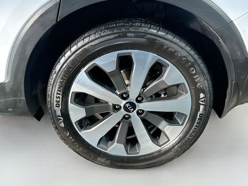 Used 2021 Kia Telluride S image 33