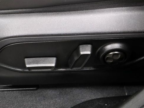 Used 2023 Jeep Grand Cherokee Limited image 26