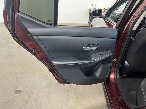 Used 2021 Nissan Sentra SV FWD image 20