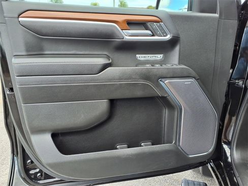 Used 2023 GMC Sierra 1500 Denali image 23