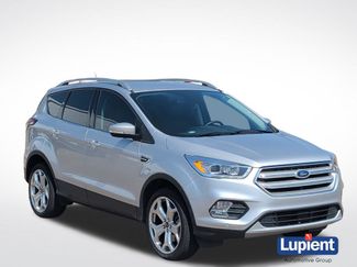 Used 2018 Ford Escape Titanium FWD video 1