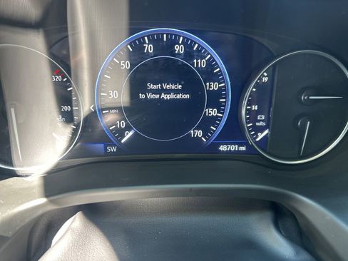 Used 2023 Buick Enclave Avenir AWD/4WD image 17