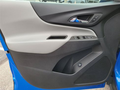 Used 2024 Chevrolet Equinox LT w/ LPO, Floor Liner Package FWD image 21