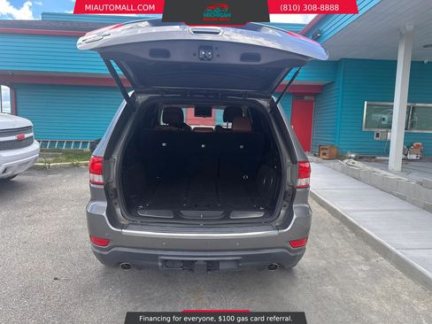 Used 2012 Jeep Grand Cherokee Overland Summit AWD/4WD image 6
