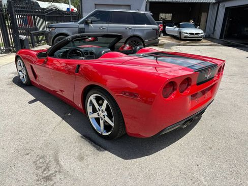 Used 2007 Chevrolet Corvette Convertible w/ Preferred Equipment Group RWD image 11