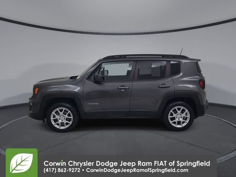 Used 2020 Jeep Renegade Latitude w/ Popular Equipment Group AWD/4WD image 9