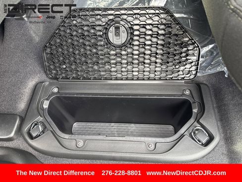 New 2026 RAM 1500 4x4 Crew Cab image 28