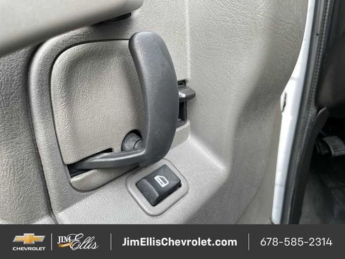 Certified 2024 Chevrolet Express 2500 Extended image 35