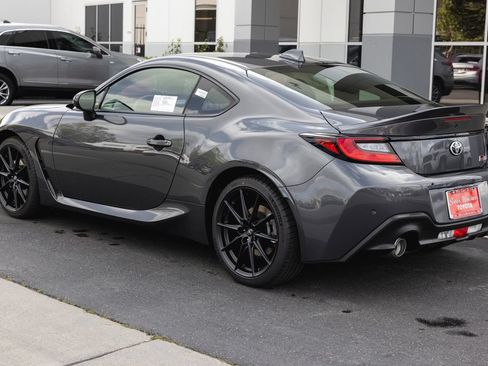 New 2026 Toyota GR86 Premium RWD image 6