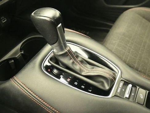 Used 2024 Honda HR-V Sport image 18
