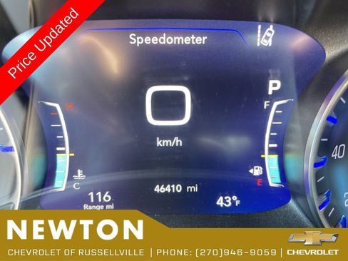 Used 2022 Chrysler Pacifica Touring-L FWD image 17