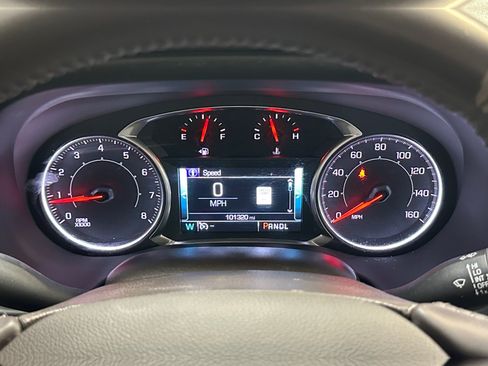 Used 2017 GMC Acadia SLT FWD image 20