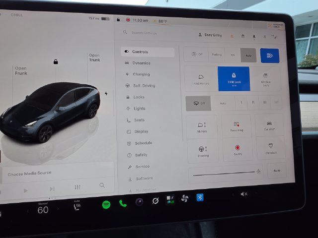 Used 2025 Tesla Model Y Long Range AWD/4WD image 48