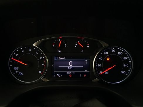 Certified 2023 GMC Acadia SLE w/ Driver Convenience Package image 2