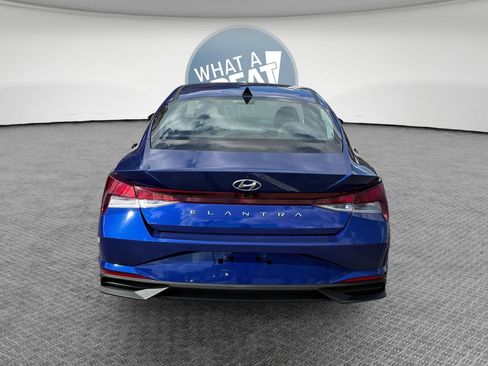 Used 2021 Hyundai Elantra SEL FWD image 5