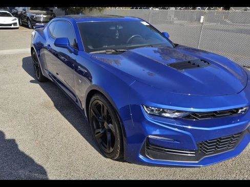 Used 2023 Chevrolet Camaro SS RWD image 2