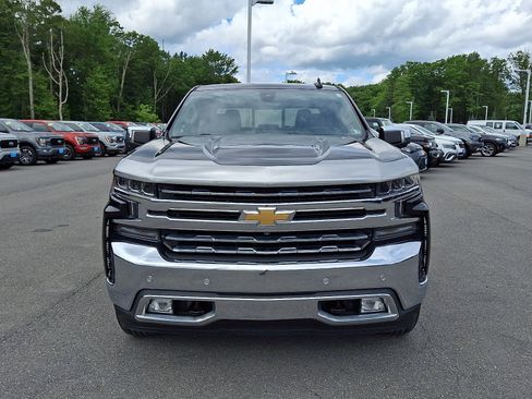 Used 2019 Chevrolet Silverado 1500 LTZ w/ LTZ Plus Package AWD/4WD image 2