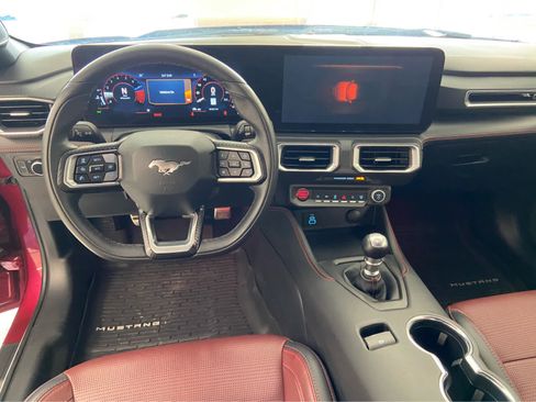 Used 2025 Ford Mustang GT Premium RWD image 19