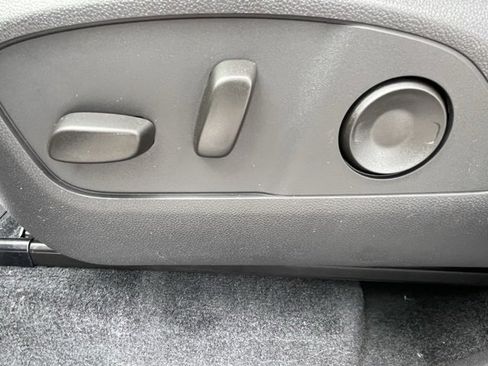 New 2026 Chevrolet Traverse LT w/ Midnight/Sport Edition image 18