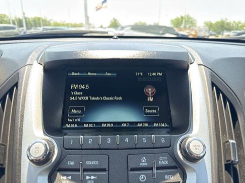 Used 2017 Chevrolet Equinox LT w/ Convenience Package FWD image 13
