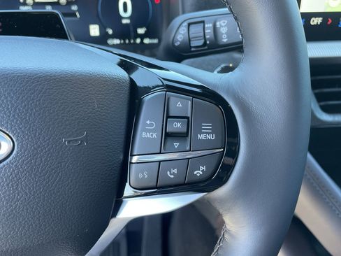 New 2026 Ford Explorer Platinum image 14