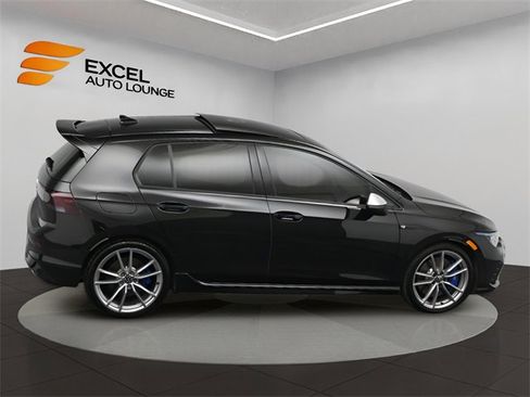 Used 2024 Volkswagen Golf R image 52