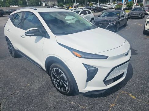 Used 2023 Chevrolet Bolt EUV Premier w/ Super Cruise Package FWD image 1