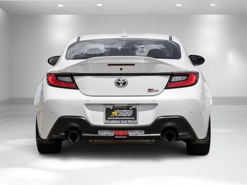 Used 2025 Toyota GR86 Premium RWD image 9