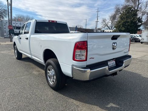 Used 2023 RAM 2500 Tradesman w/ Chrome Appearance Group image 3