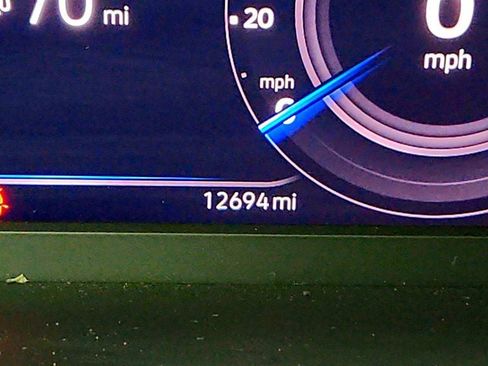 Used 2020 Volkswagen Tiguan SEL AWD/4WD image 15