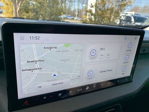 Used 2025 Ford Maverick Lariat w/ 4K Tow Package image 21