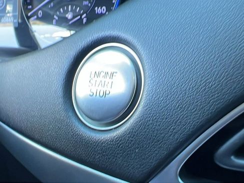 Used 2022 Hyundai Palisade SEL w/ Cargo Package FWD image 17