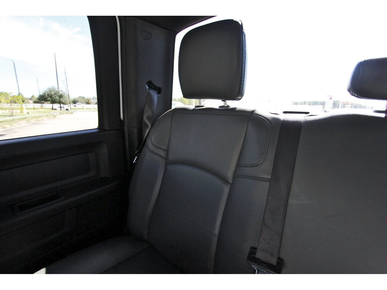 Used 2022 RAM 2500 Tradesman w/ Chrome Appearance Group AWD/4WD image 14