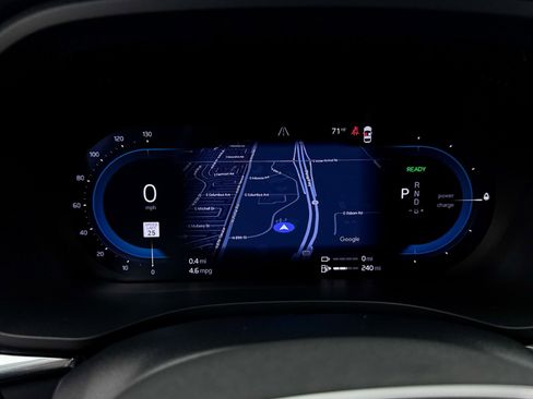 Used 2024 Volvo XC60 T8 Ultimate w/ Climate Package image 25