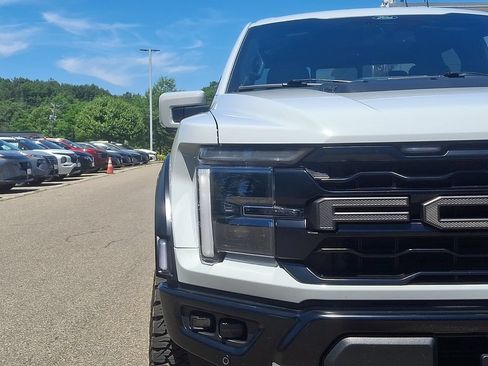 Used 2024 Ford F150 Raptor AWD/4WD image 11