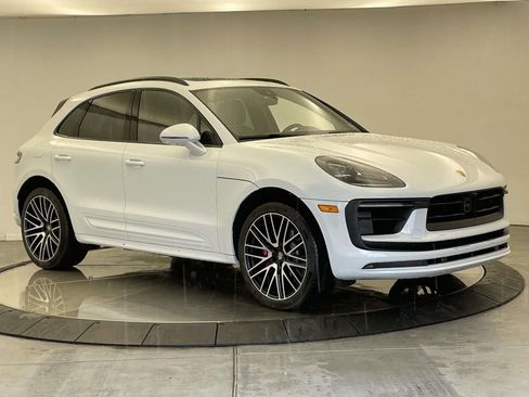 New 2026 Porsche Macan S image 9