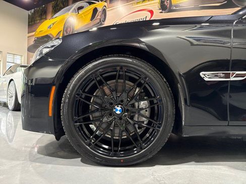 Used 2014 BMW 750i RWD image 17