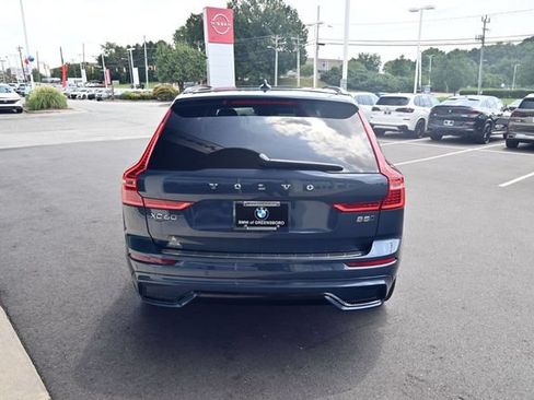Used 2024 Volvo XC60 B5 Ultimate w/ Protection Package Premier AWD/4WD image 13