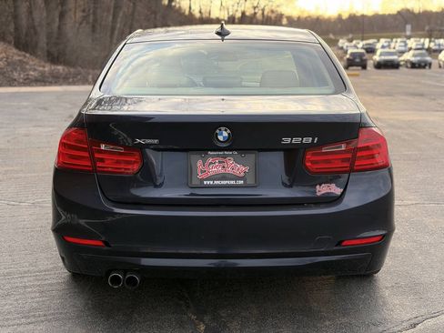Used 2013 BMW 328i xDrive Sedan AWD/4WD image 6