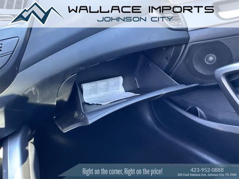 Used 2016 Hyundai Veloster Turbo w/ Option Group 04 image 23