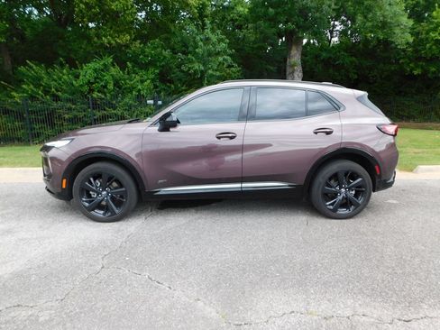 Used 2025 Buick Envision Sport Touring AWD/4WD image 2