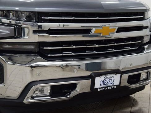 Used 2020 Chevrolet Silverado 1500 LTZ w/ LTZ Plus Package image 11