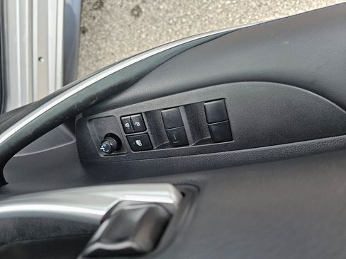 Used 2021 Toyota Corolla SE FWD image 11