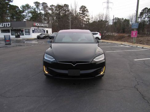 Used 2019 Tesla Model X 100D image 15