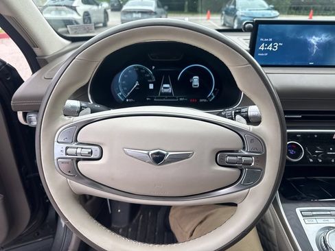 Used 2024 Genesis GV80 3.5T Advanced AWD/4WD image 8