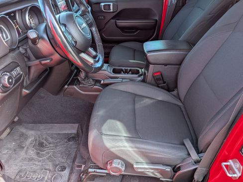 Used 2020 Jeep Wrangler Unlimited Sport image 15