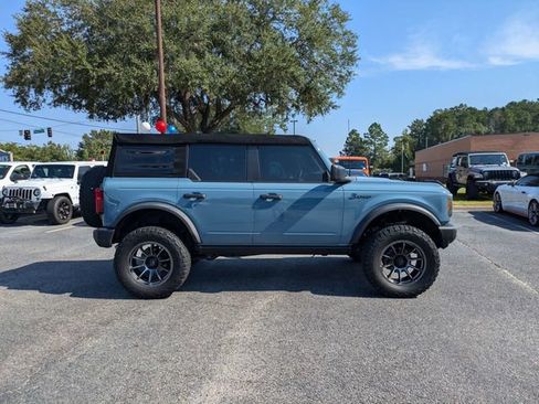 Used 2023 Ford Bronco 4-Door AWD/4WD image 4