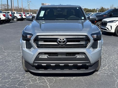 Used 2024 Toyota Tacoma SR5 image 2