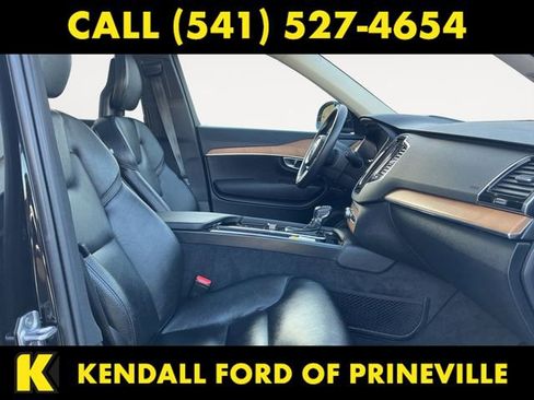 Used 2021 Volvo XC90 T6 Momentum w/ Advanced Package image 15